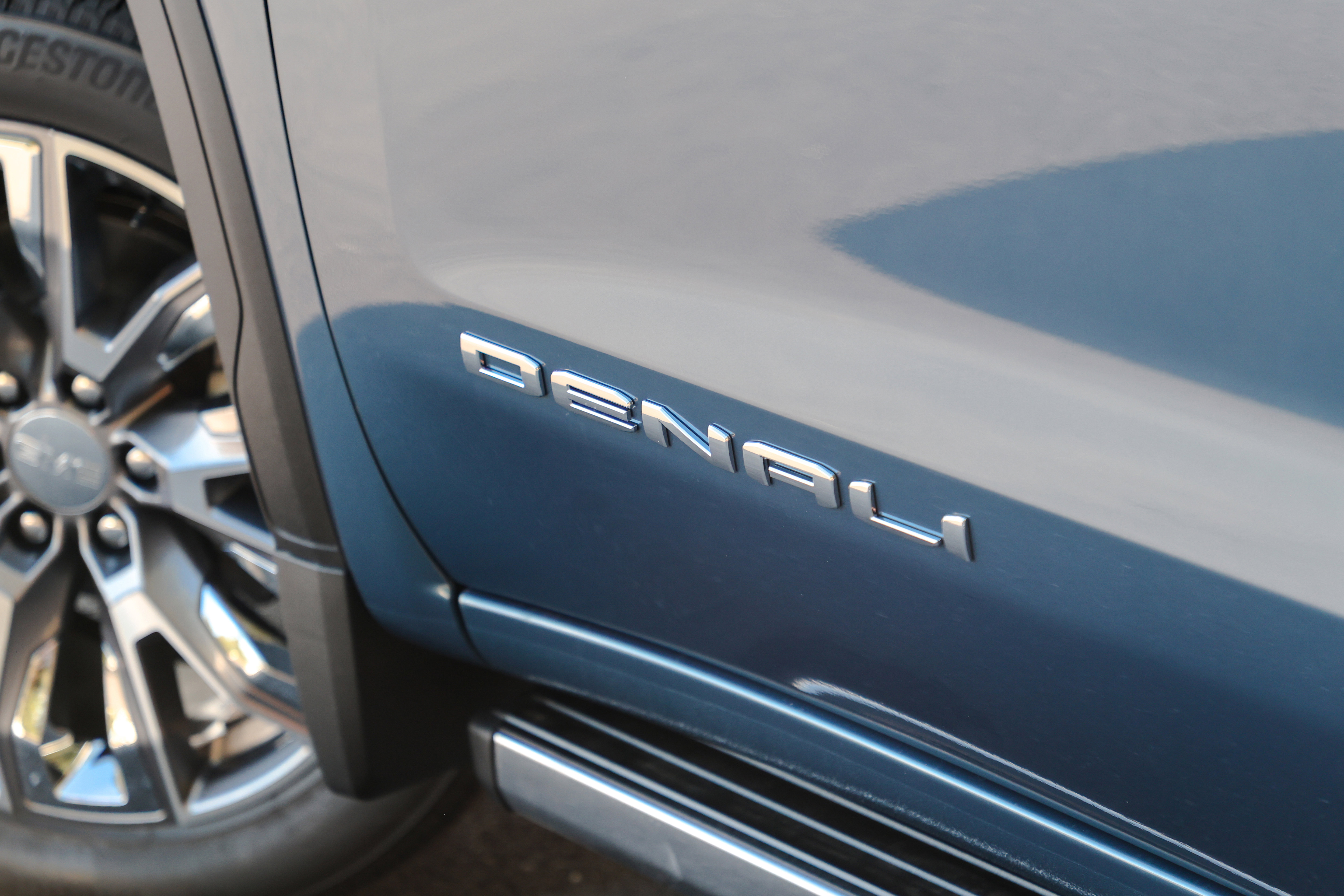 New 2026 GMC Sierra 1500 Denali w/ Denali Reserve Package image 9