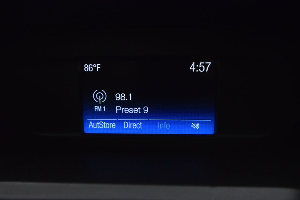 Used 2018 Ford Escape SE w/ SE Sport Appearance Package FWD image 12