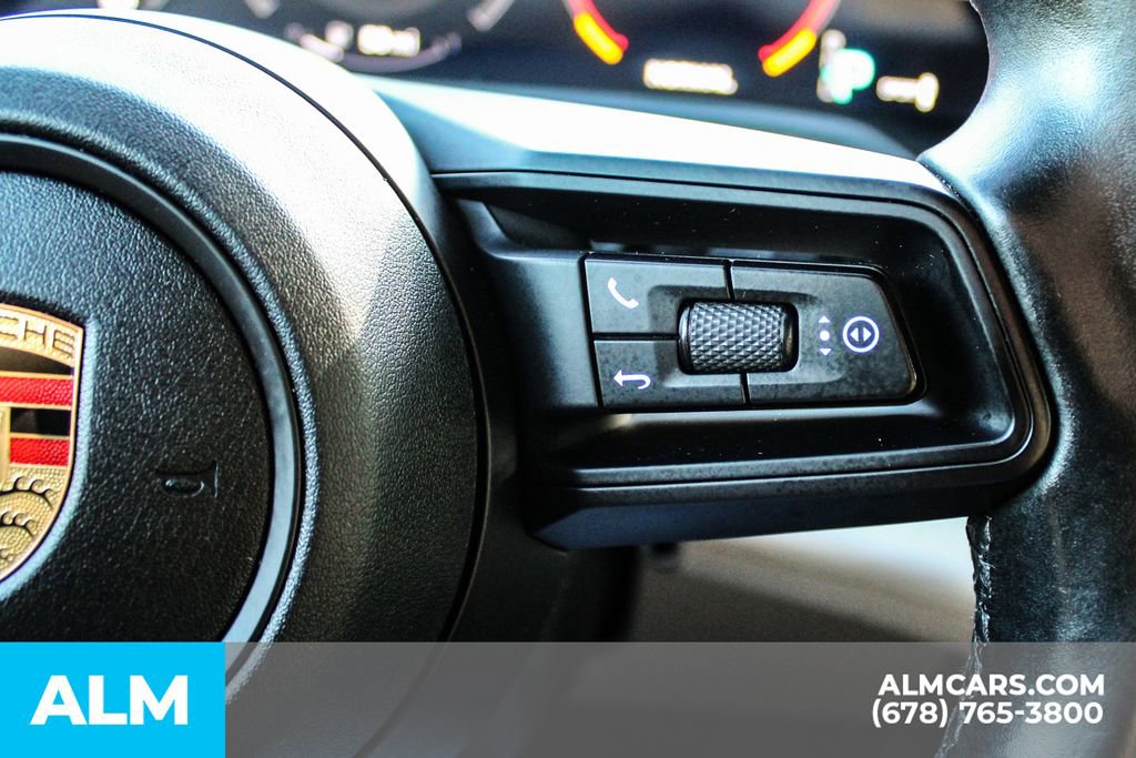 Used 2021 Porsche Taycan image 27