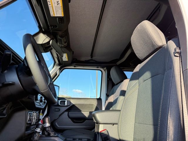 New 2026 Jeep Gladiator Sport AWD/4WD image 24