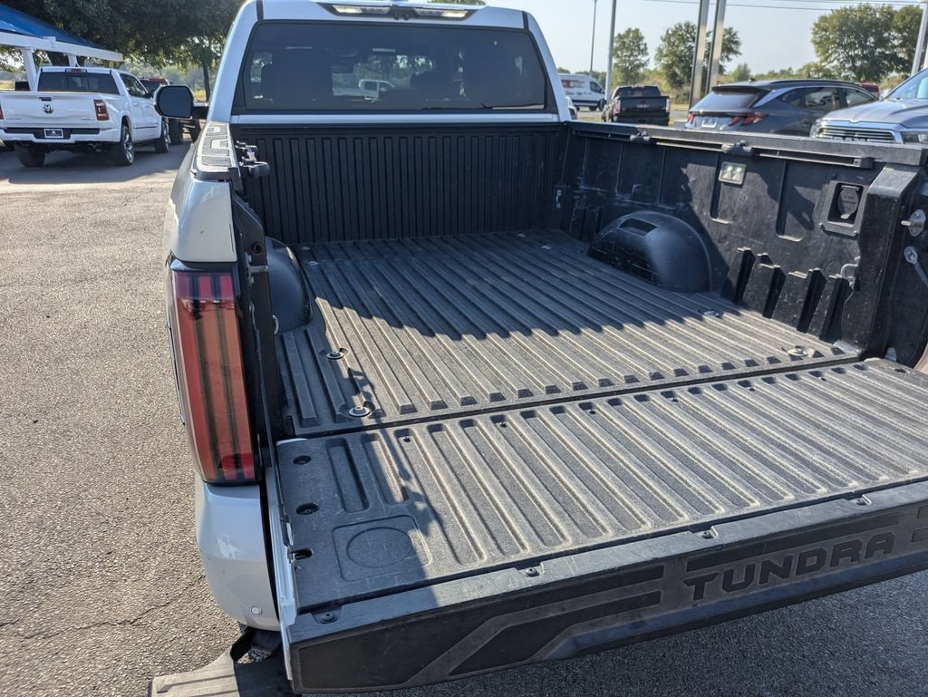 Used 2022 Toyota Tundra Platinum w/ Advanced Package AWD/4WD image 29