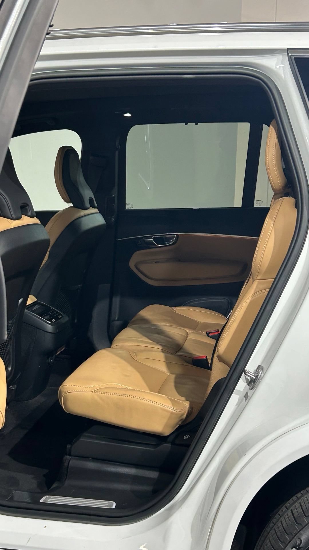 Used 2023 Volvo XC90 B6 Ultimate w/ Protection Package Premier AWD/4WD image 49