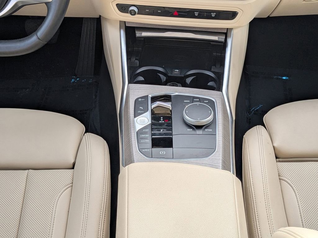 Used 2025 BMW 330i Sedan w/ Convenience Package RWD image 18