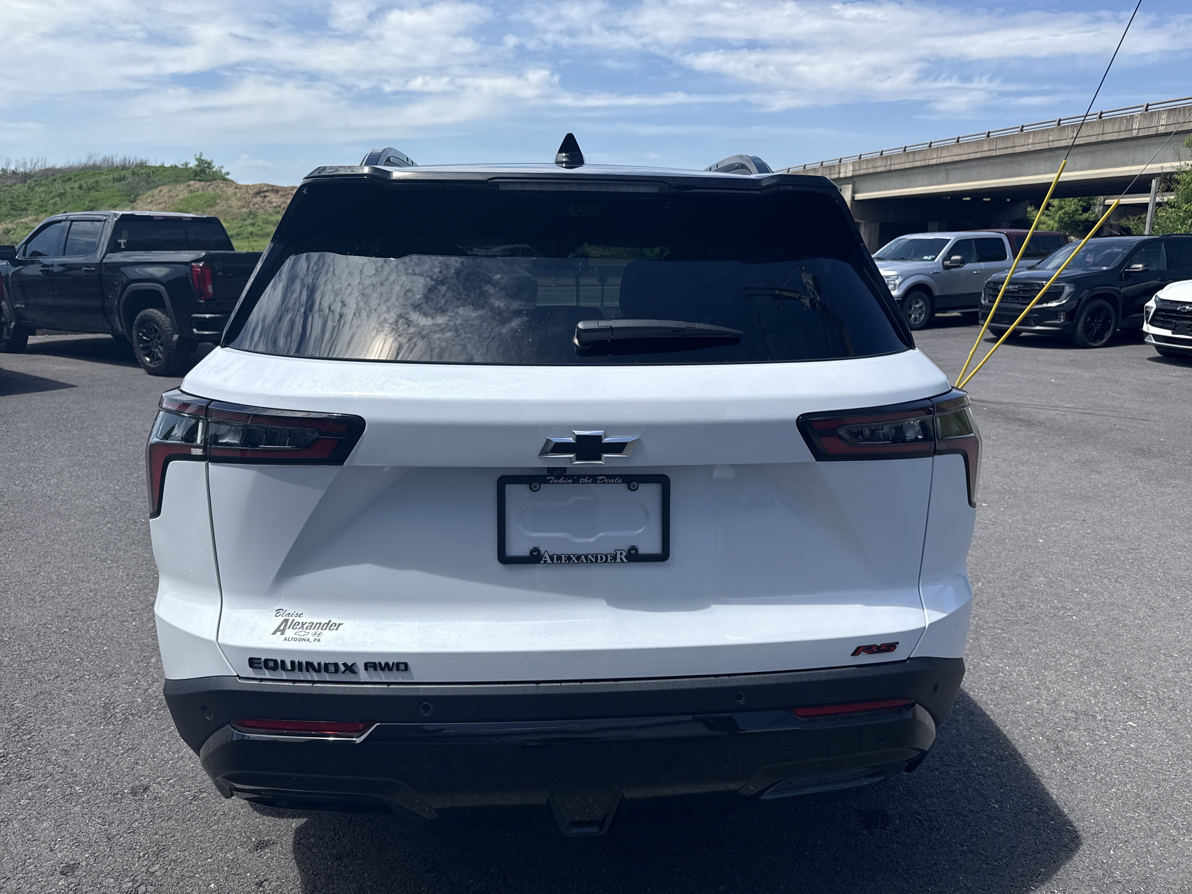 New 2026 Chevrolet Equinox RS w/ Safety and Technology Package AWD/4WD image 4