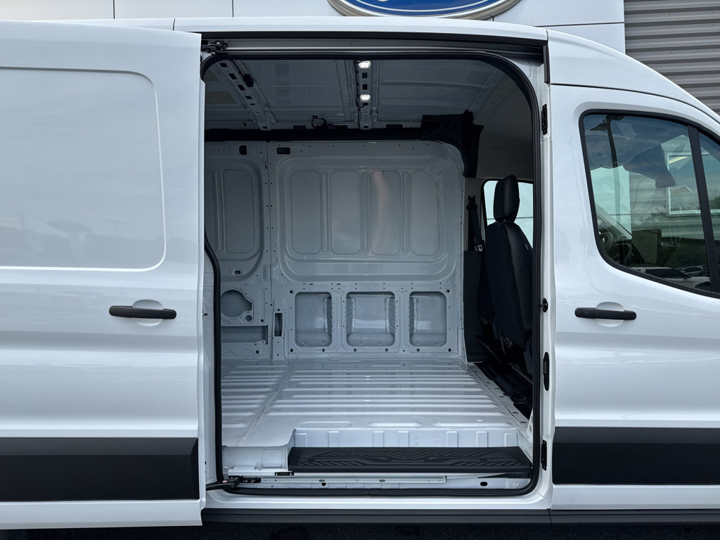 New 2026 Ford Transit 250 148 Medium Roof RWD image 12