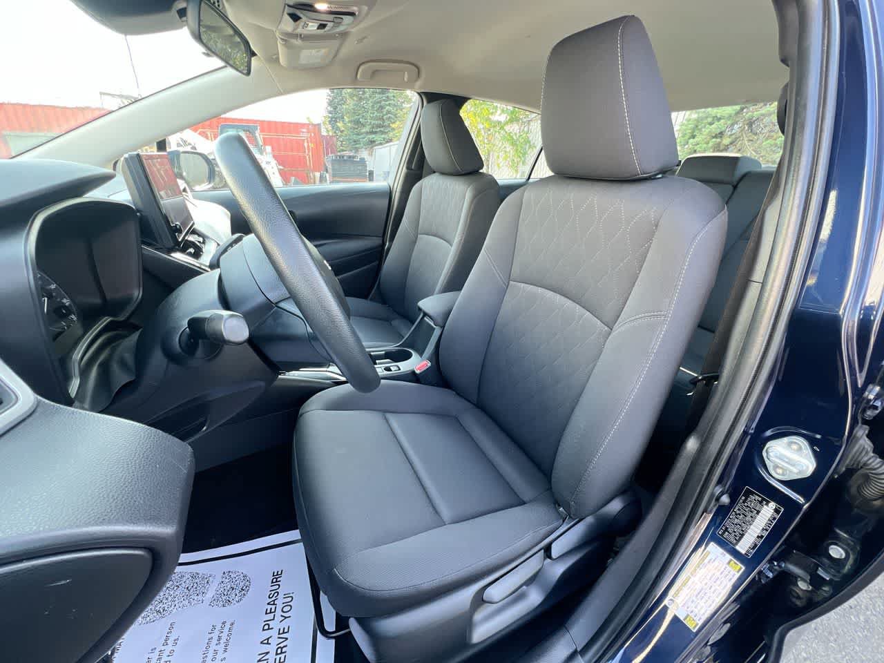 Used 2024 Toyota Corolla LE FWD image 11