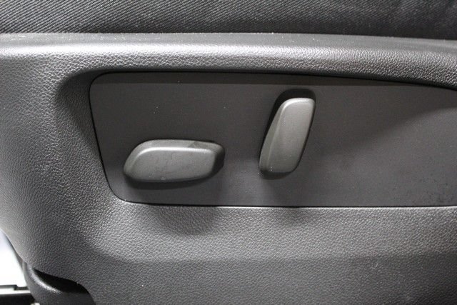 Certified 2023 Buick Envision Essence AWD/4WD image 18