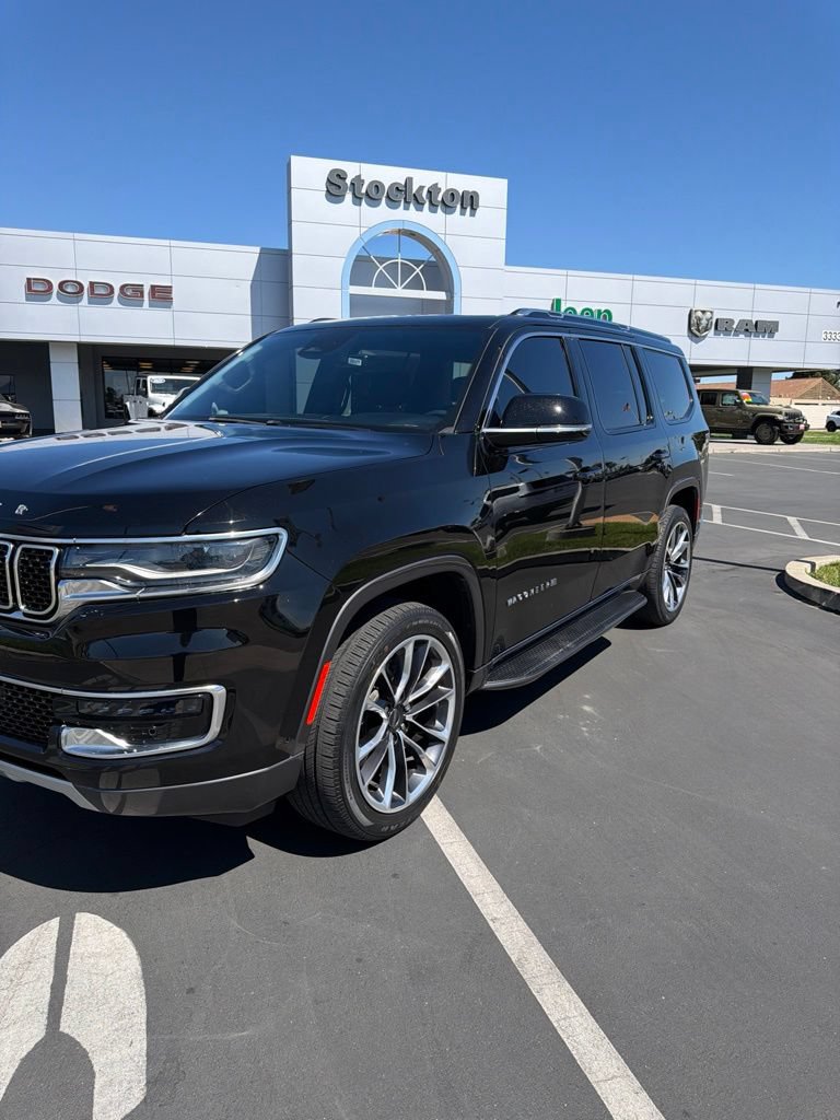 Used 2022 Jeep Wagoneer Series II w/ Premium Group I AWD/4WD image 8
