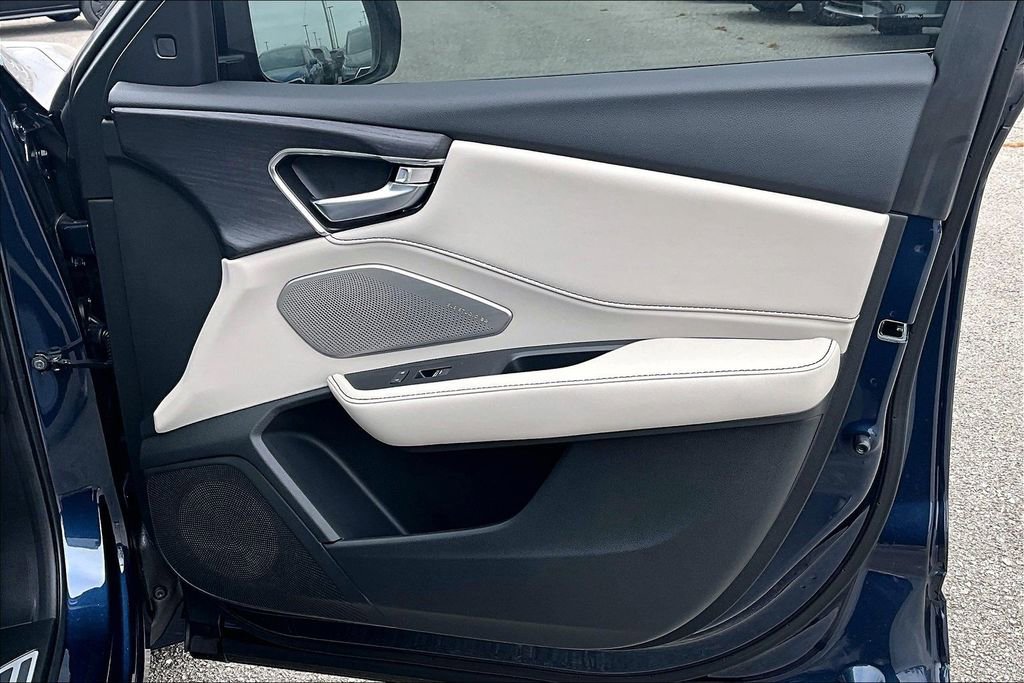New 2025 Acura RDX SH-AWD w/ Advance Package image 17