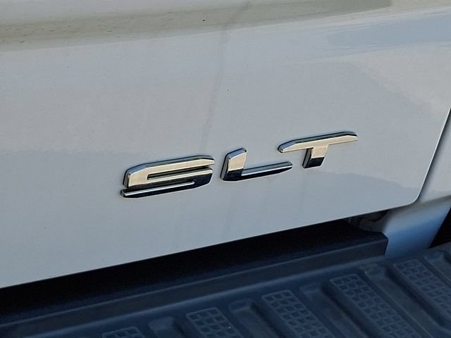 Used 2022 GMC Sierra 1500 SLT w/ SLT Convenience Package AWD/4WD image 32