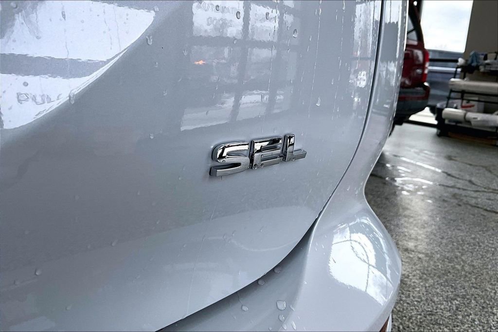 New 2026 Mitsubishi Outlander SEL image 10