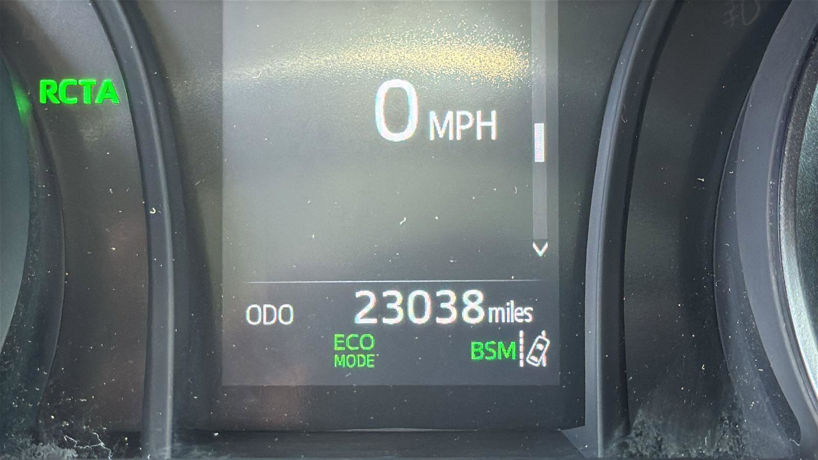 Used 2023 Toyota Camry SE image 14