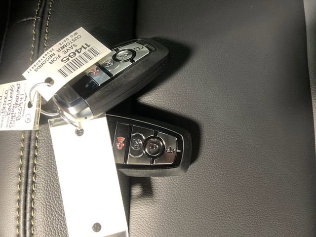 New 2025 Ford Bronco Badlands image 27