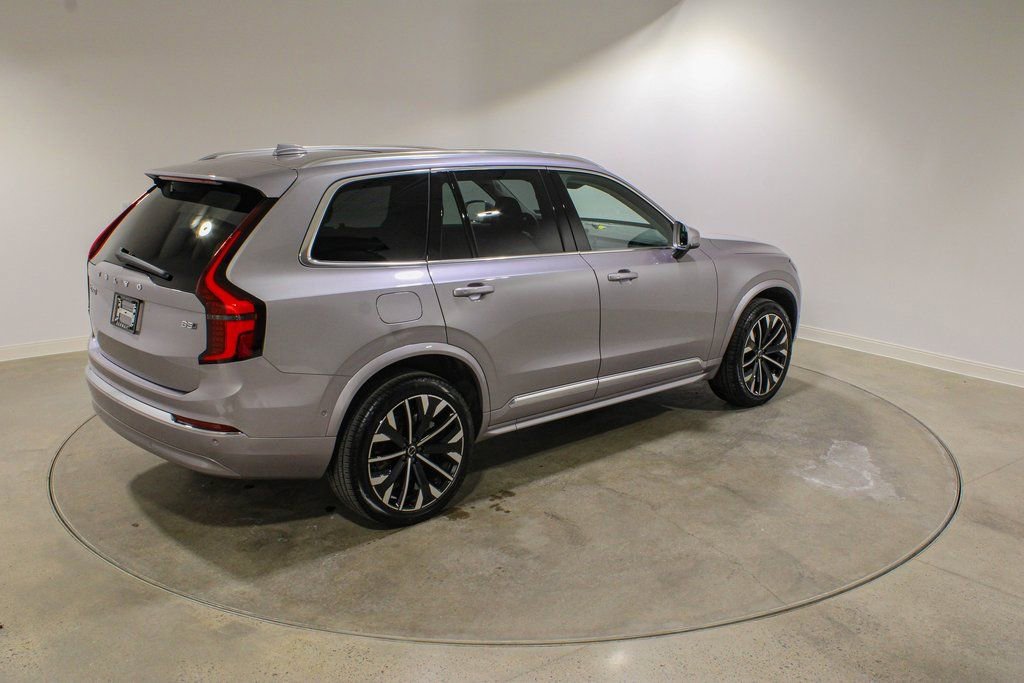 Used 2026 Volvo XC90 B5 Plus w/ Protection Package image 5
