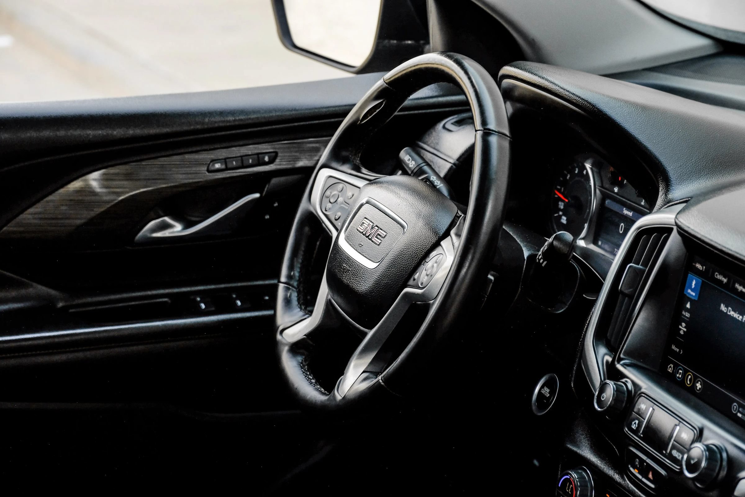 Used 2023 GMC Terrain SLT AWD/4WD image 22