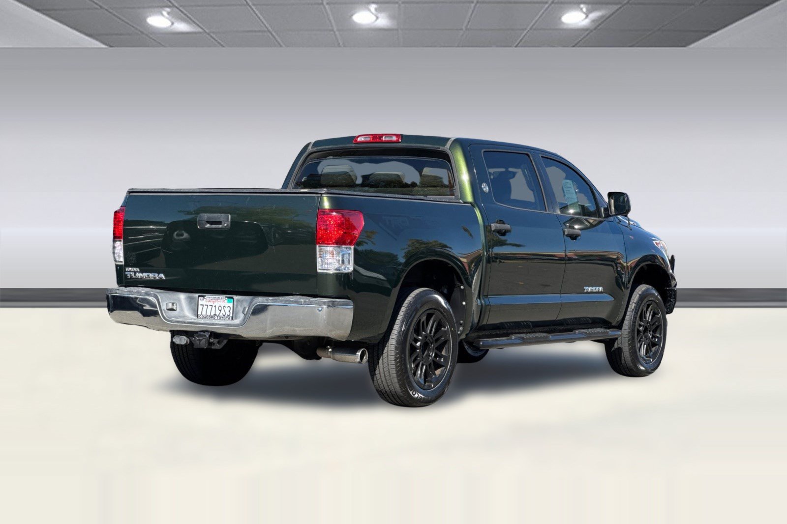 Used 2013 Toyota Tundra 2WD CrewMax w/ Tow Pkg image 9