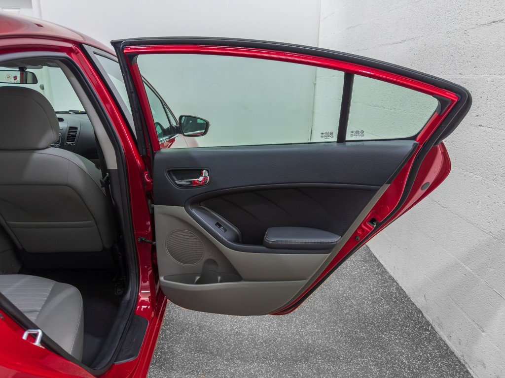Used 2014 Kia Forte EX FWD image 16