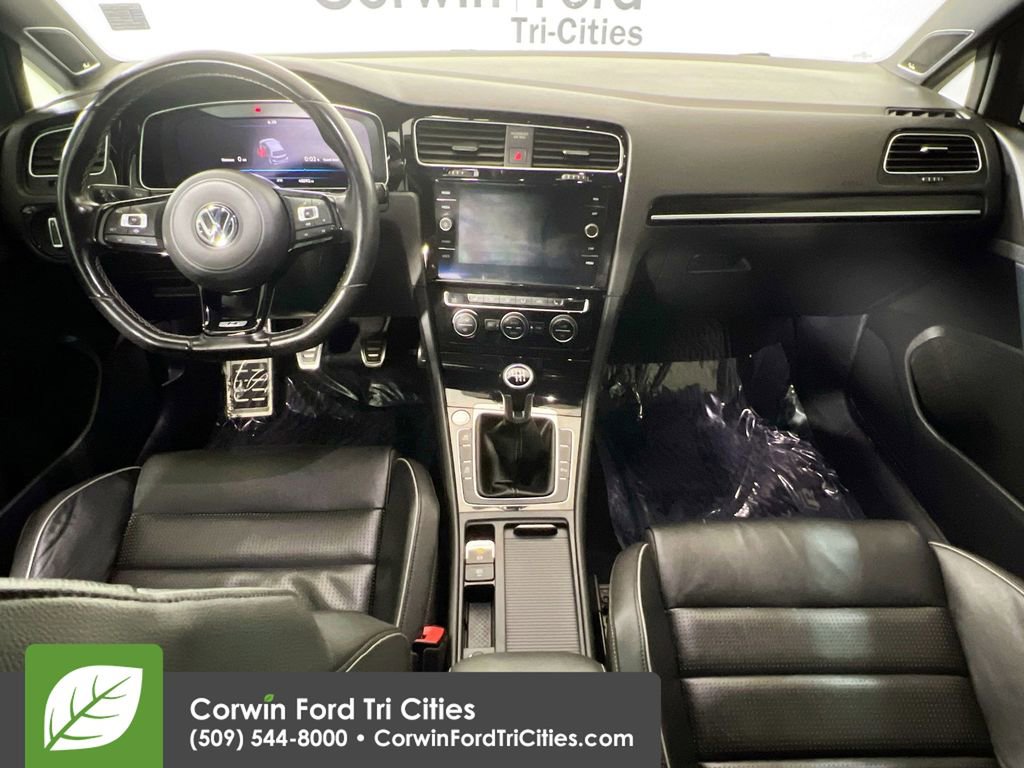 Used 2019 Volkswagen Golf R 4-Door image 7