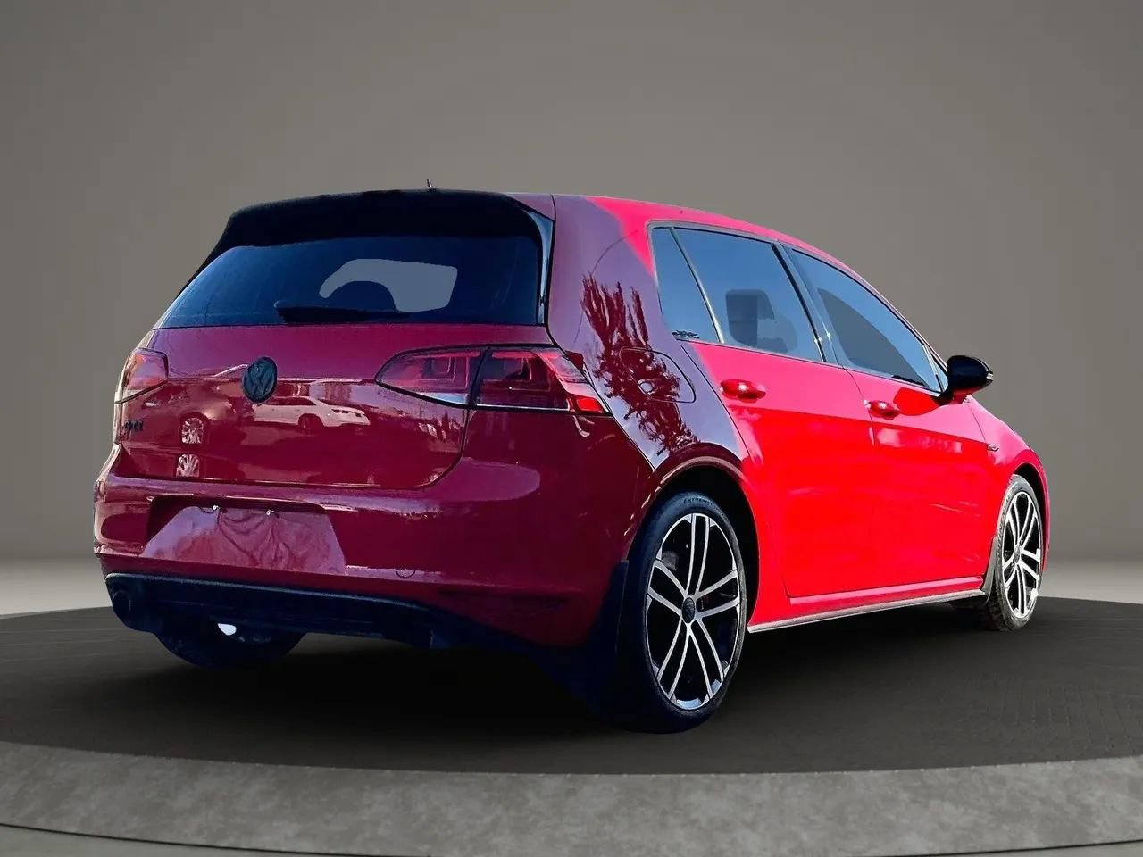 Used 2017 Volkswagen GTI Sport image 12