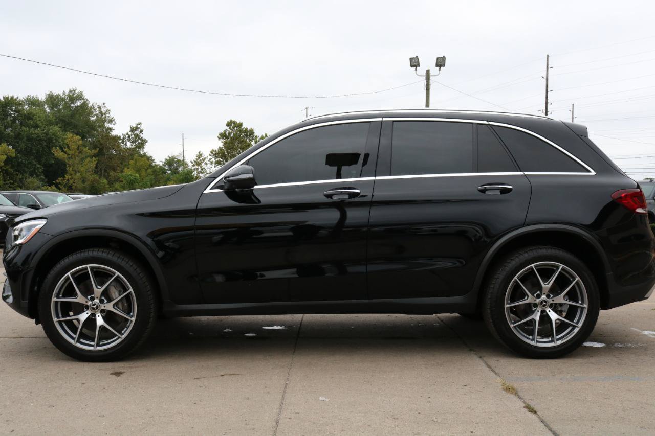 Used 2020 Mercedes-Benz GLC 300 4MATIC image 22