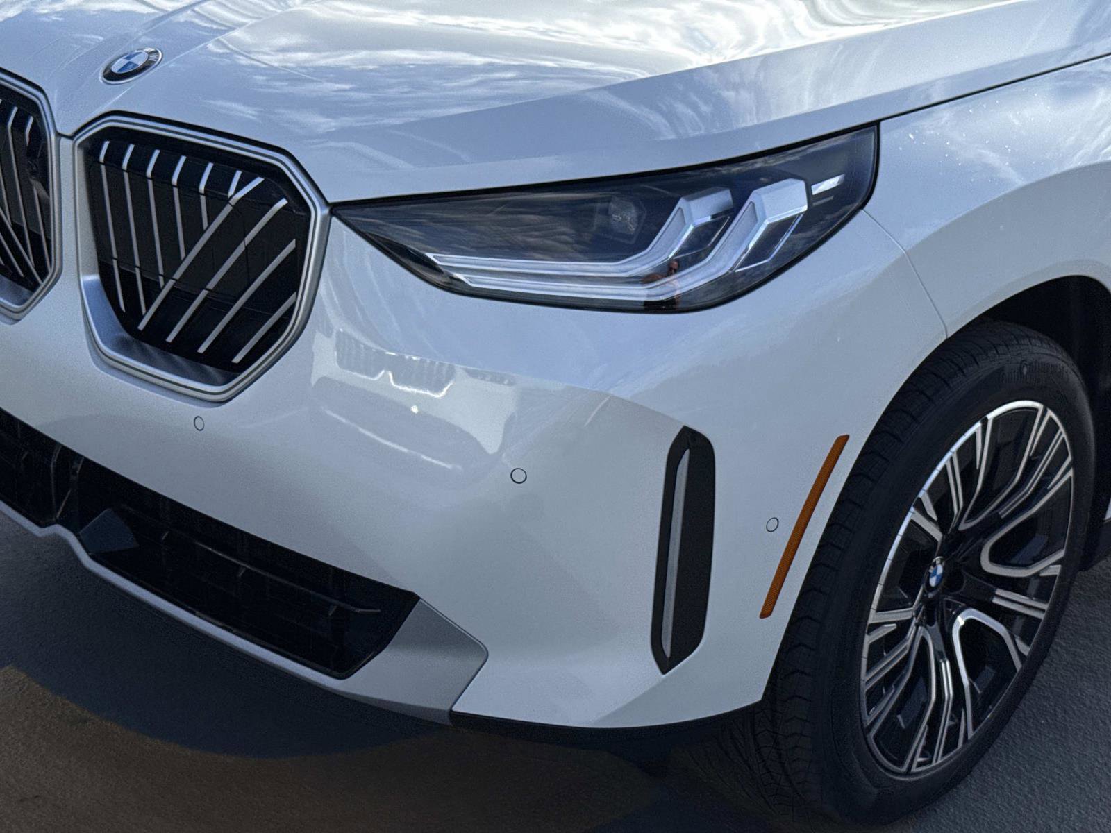 New 2026 BMW X3 xDrive30 w/ Premium Package image 9