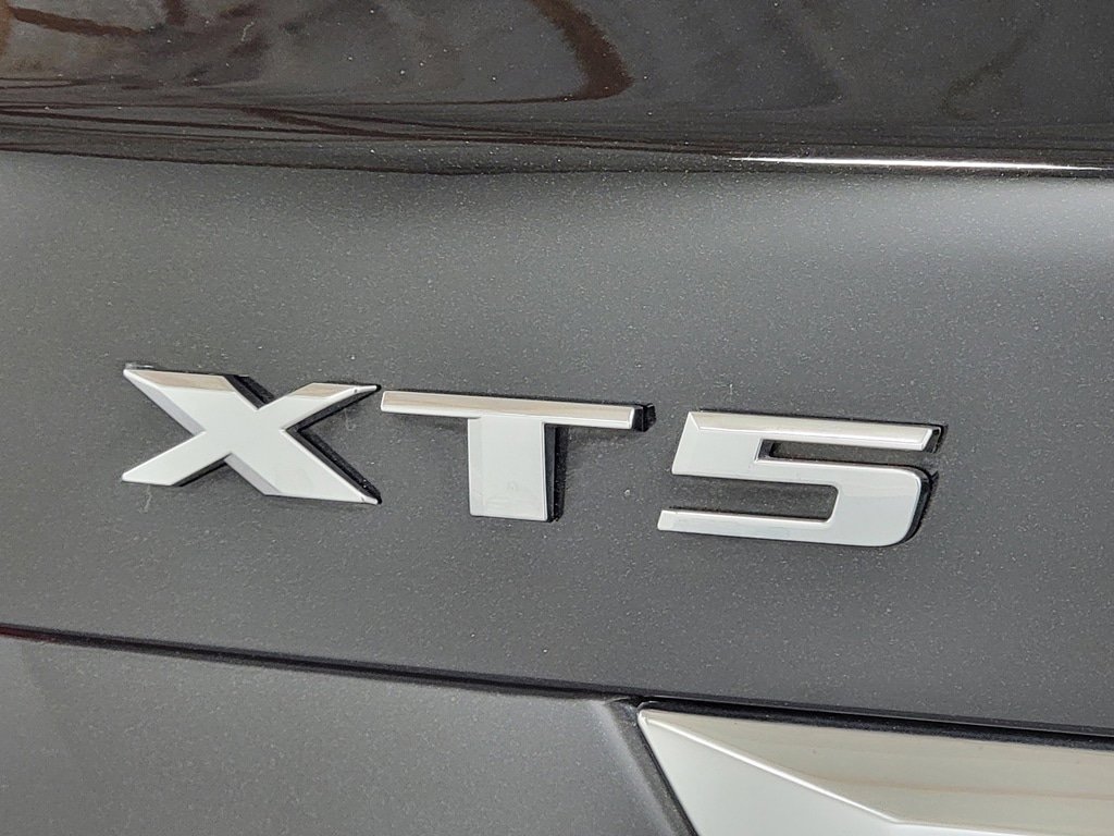 Used 2017 Cadillac XT5 Luxury AWD/4WD image 10
