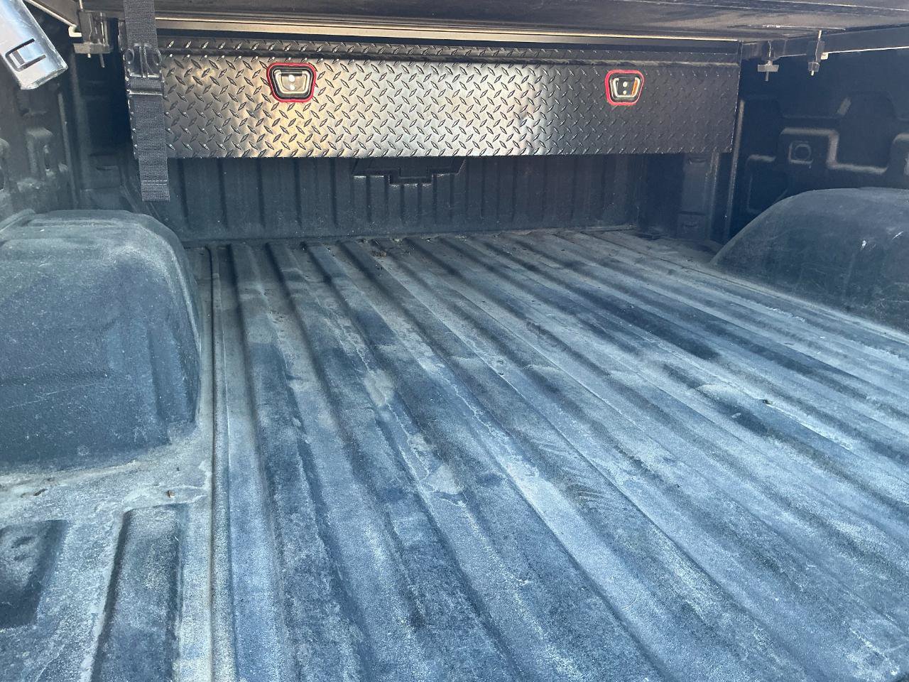 Used 2022 Chevrolet Silverado 1500 W/T w/ WT Safety Package AWD/4WD image 8