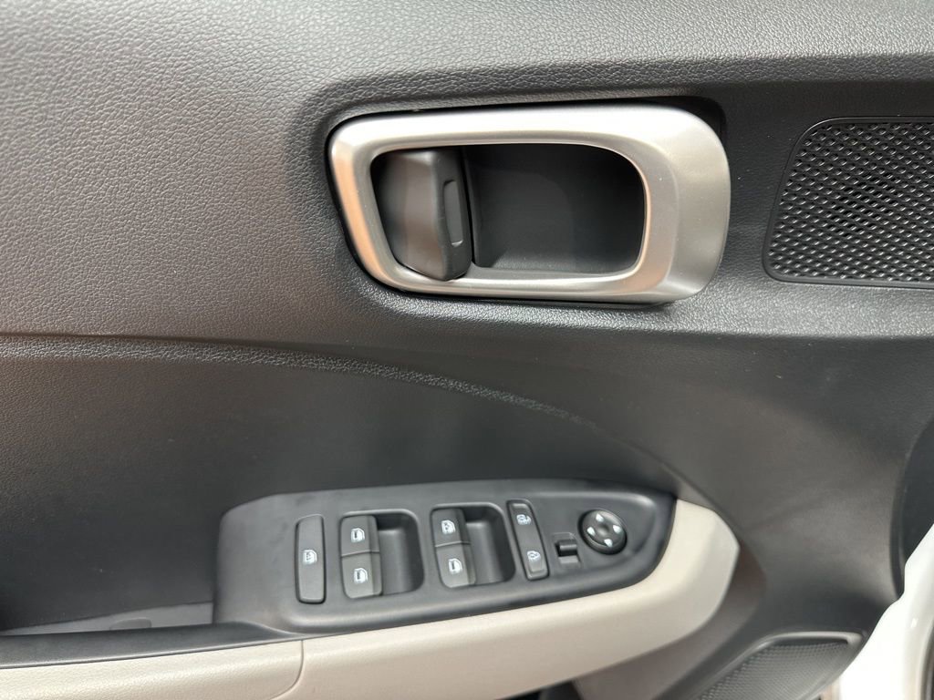 New 2026 Hyundai Venue SEL image 24