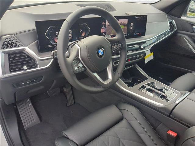 New 2026 BMW X5 sDrive40i image 3