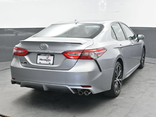 Used 2019 Toyota Camry SE FWD image 7