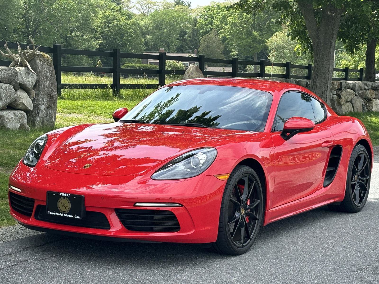 Used 2019 Porsche 718 Cayman S RWD image 12