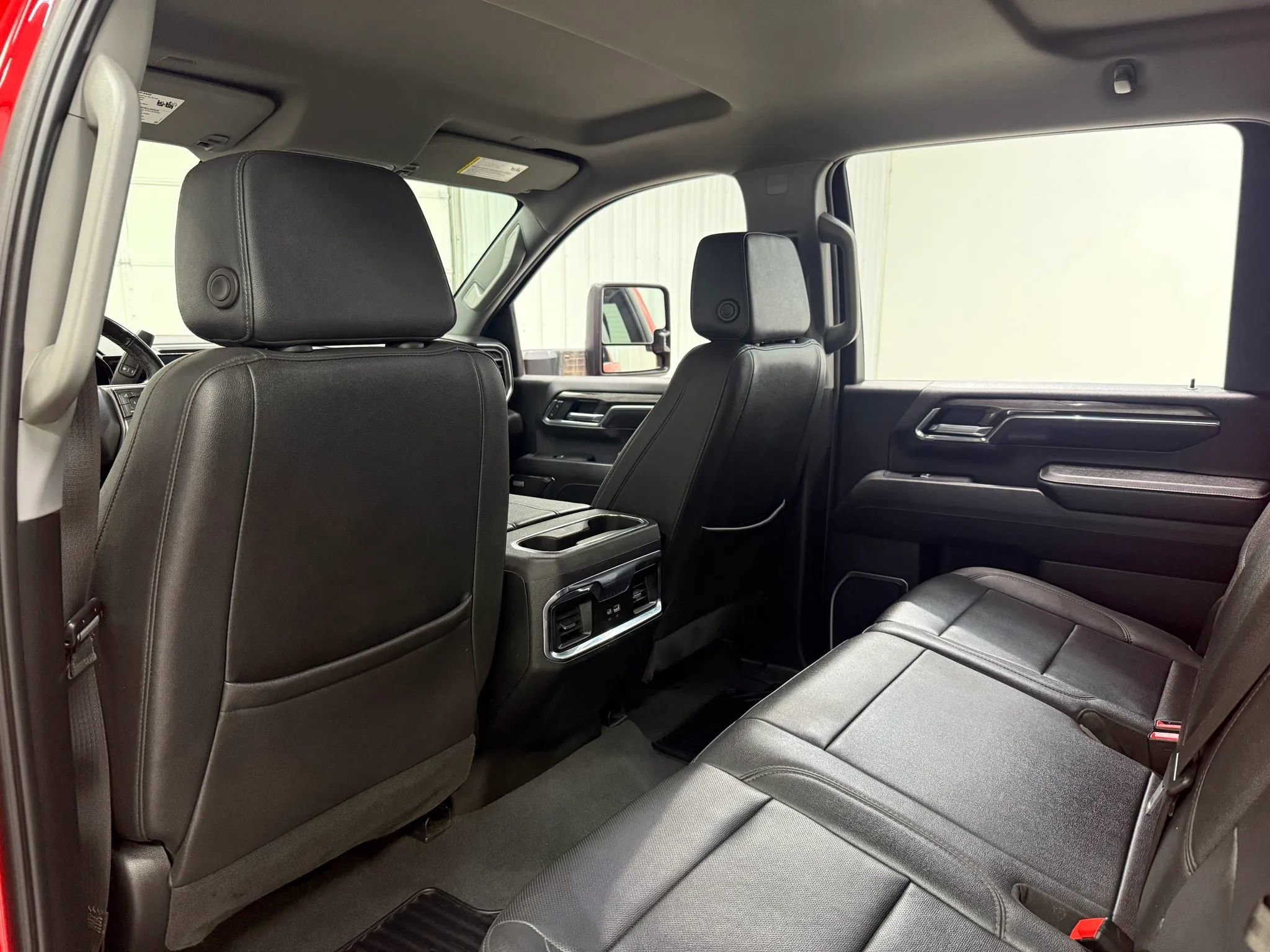 Used 2024 Chevrolet Silverado 3500 LTZ w/ LTZ Convenience Package AWD/4WD image 16