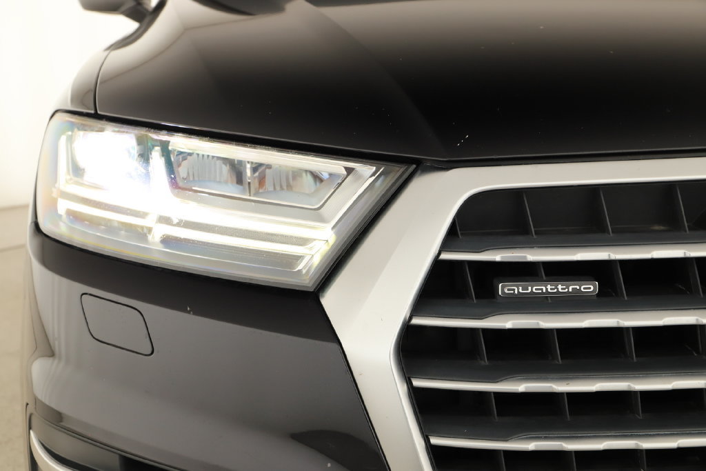 Used 2017 Audi Q7 3.0T Premium Plus AWD/4WD image 34