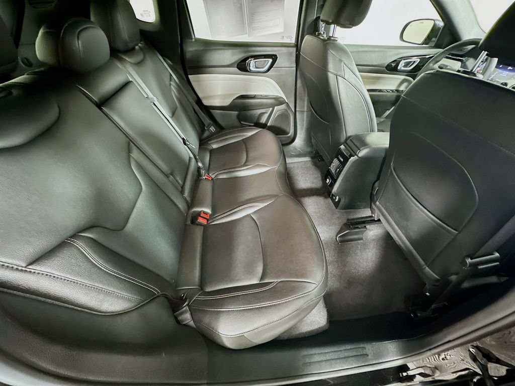 Certified 2025 Jeep Compass Limited AWD/4WD image 34