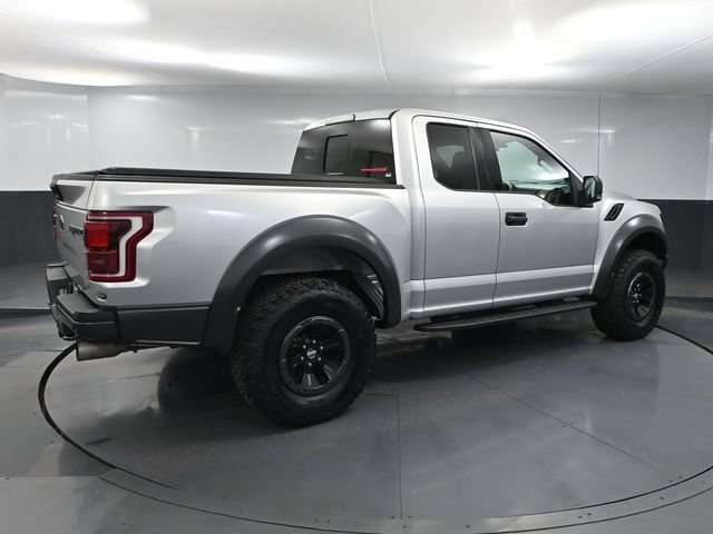 Used 2017 Ford F150 Raptor w/ Equipment Group 801A Mid AWD/4WD image 4