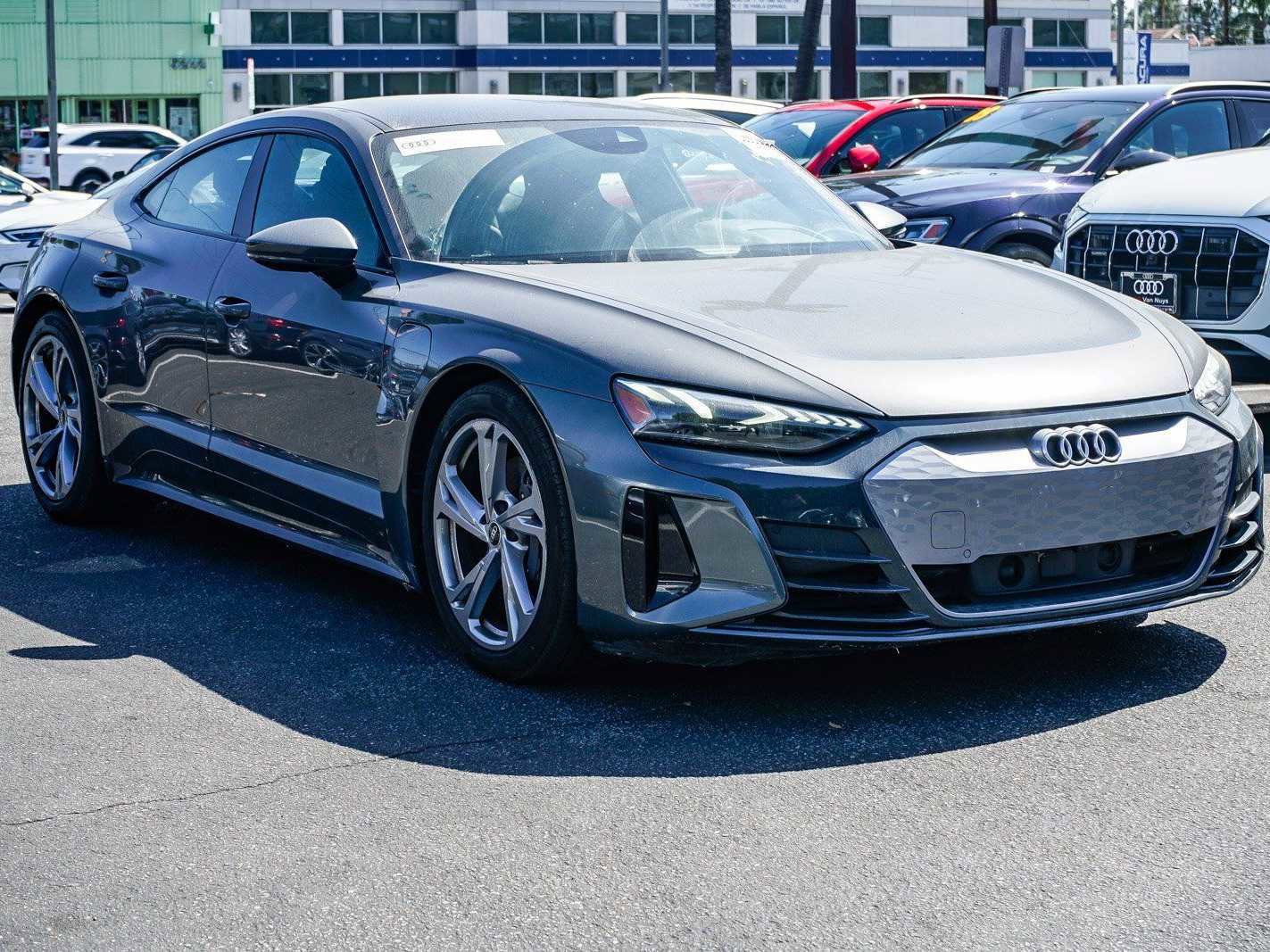 Used 2022 Audi e-tron GT Premium Plus image 5