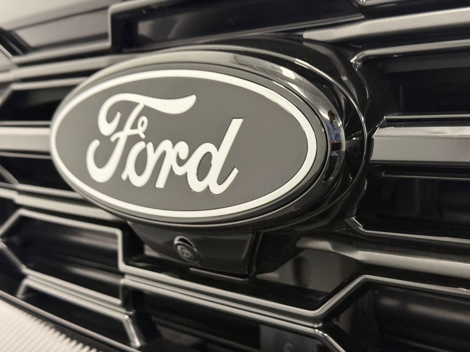 Used 2026 Ford Expedition Platinum w/ Stealth Appearance Package AWD/4WD image 15