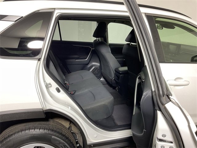Used 2019 Toyota RAV4 LE w/ Carpet Mat Package image 31