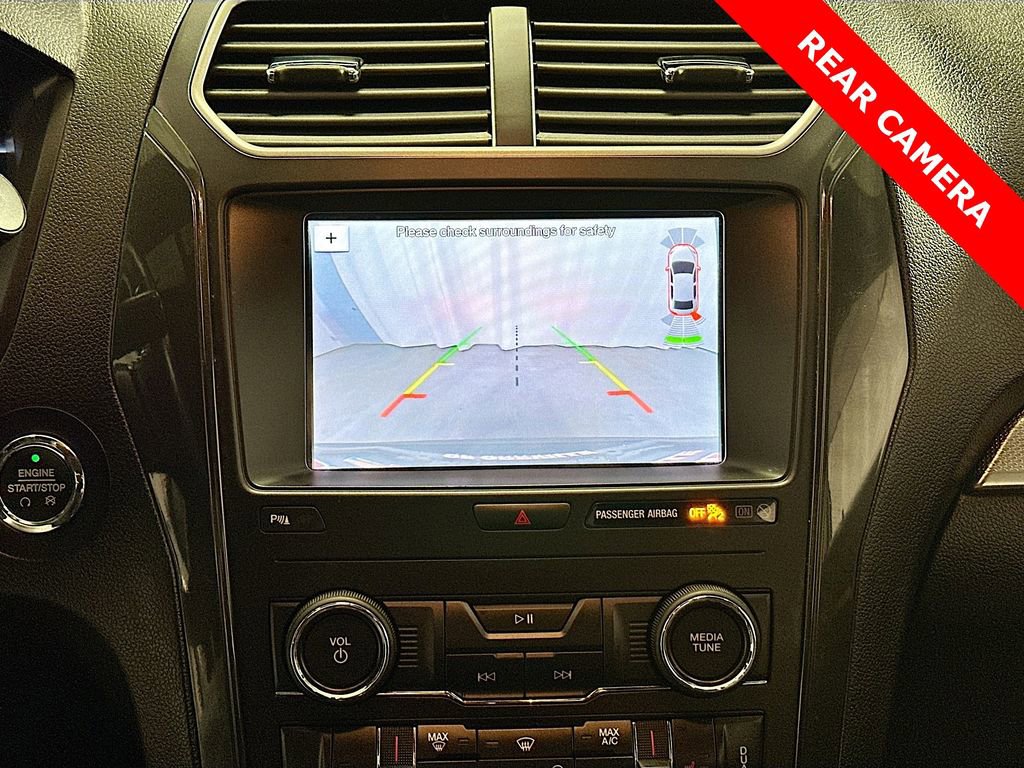 Used 2019 Ford Explorer XLT w/ Equipment Group 202A image 15