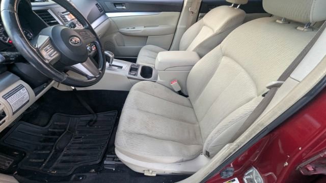 Used 2011 Subaru Outback 2.5i Premium w/ All-Weather Pkg image 17