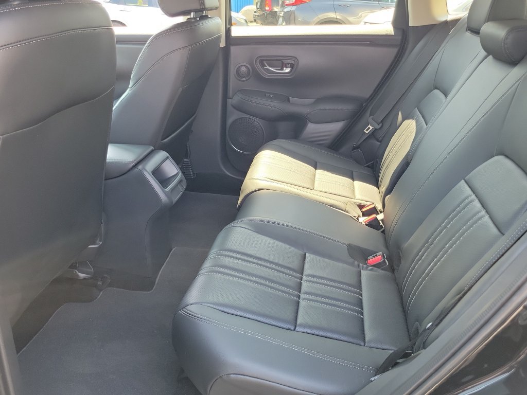 Used 2027 Honda HR-V EX-L image 13