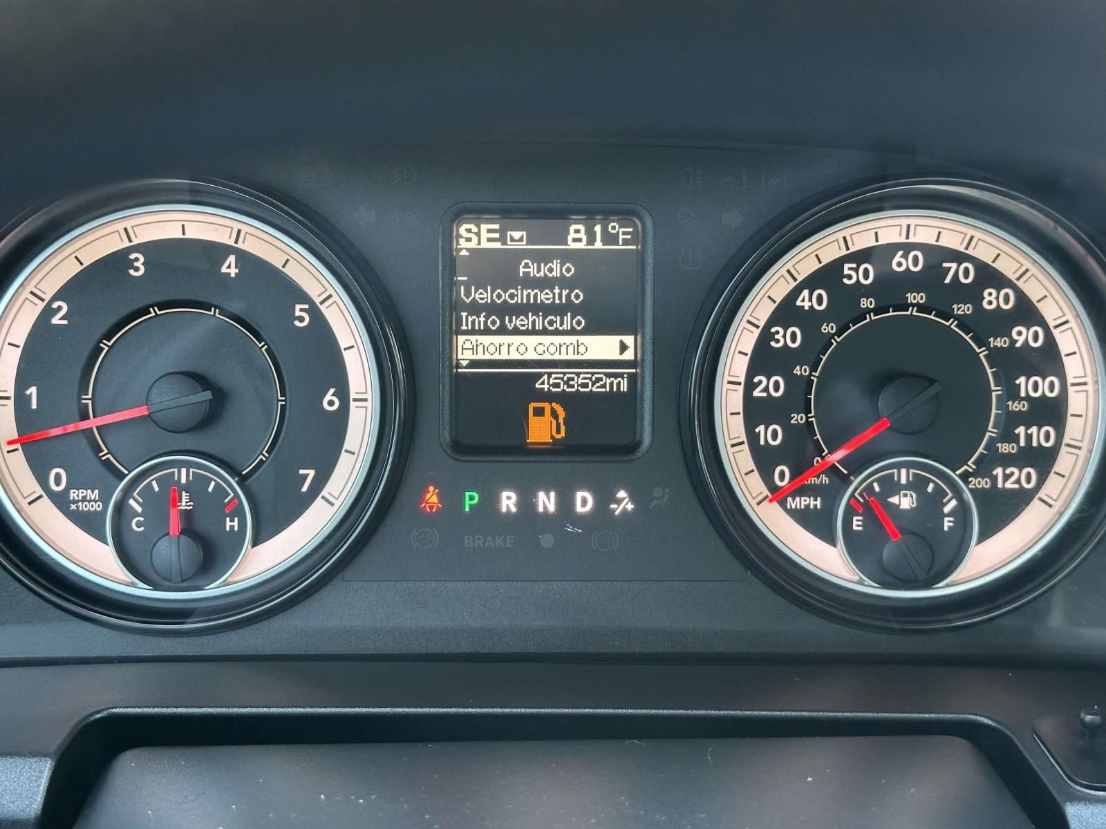 Used 2017 RAM 1500 Express w/ Express Value Package AWD/4WD image 19