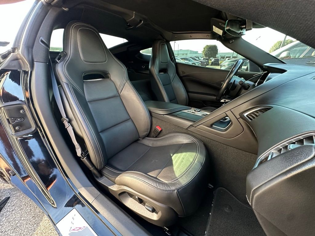 Used 2019 Chevrolet Corvette Stingray Coupe w/ 1LT image 22
