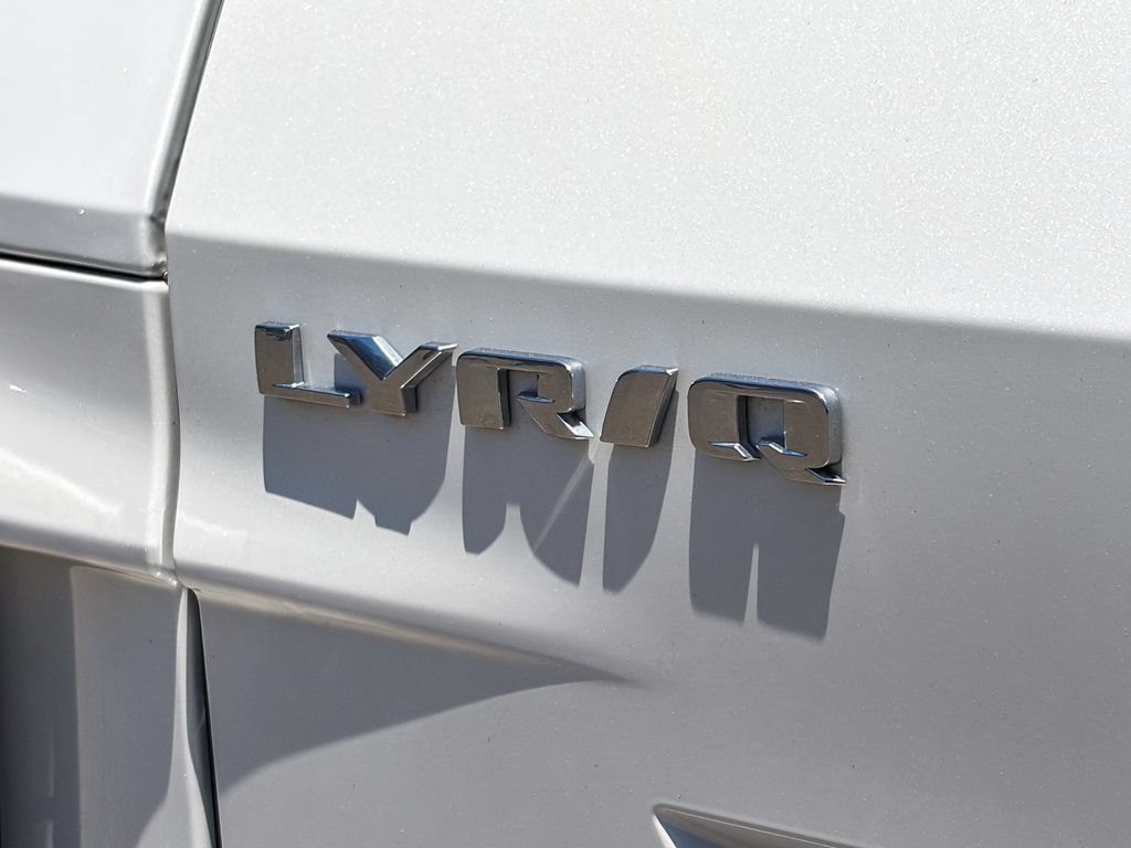 Certified 2024 Cadillac Lyriq Luxury AWD/4WD image 5