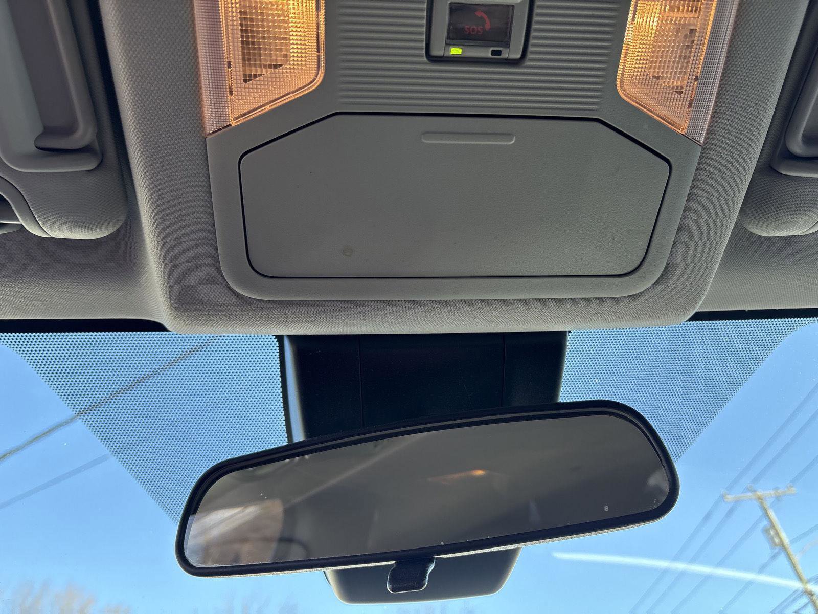 Used 2021 Toyota RAV4 XLE image 18