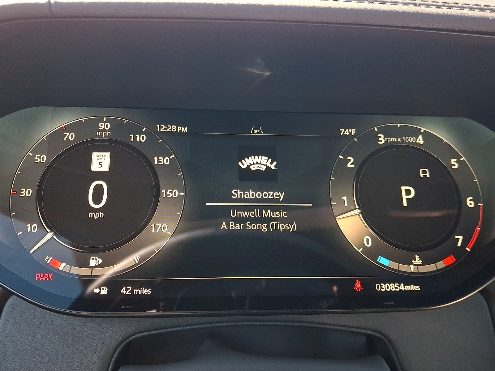 Used 2025 Land Rover Range Rover SE AWD/4WD image 20