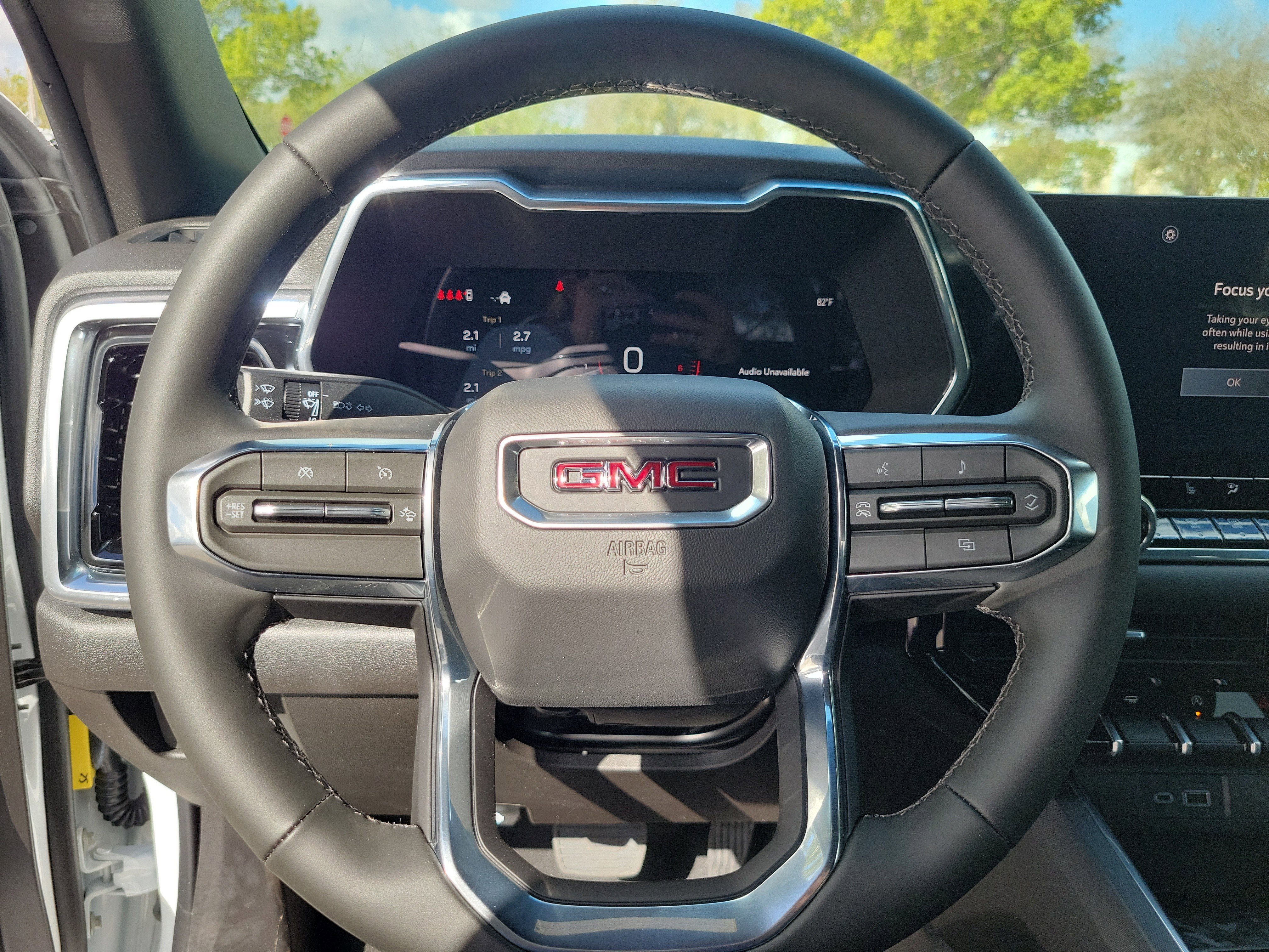 New 2026 GMC Canyon Elevation w/ Convenience Package image 8