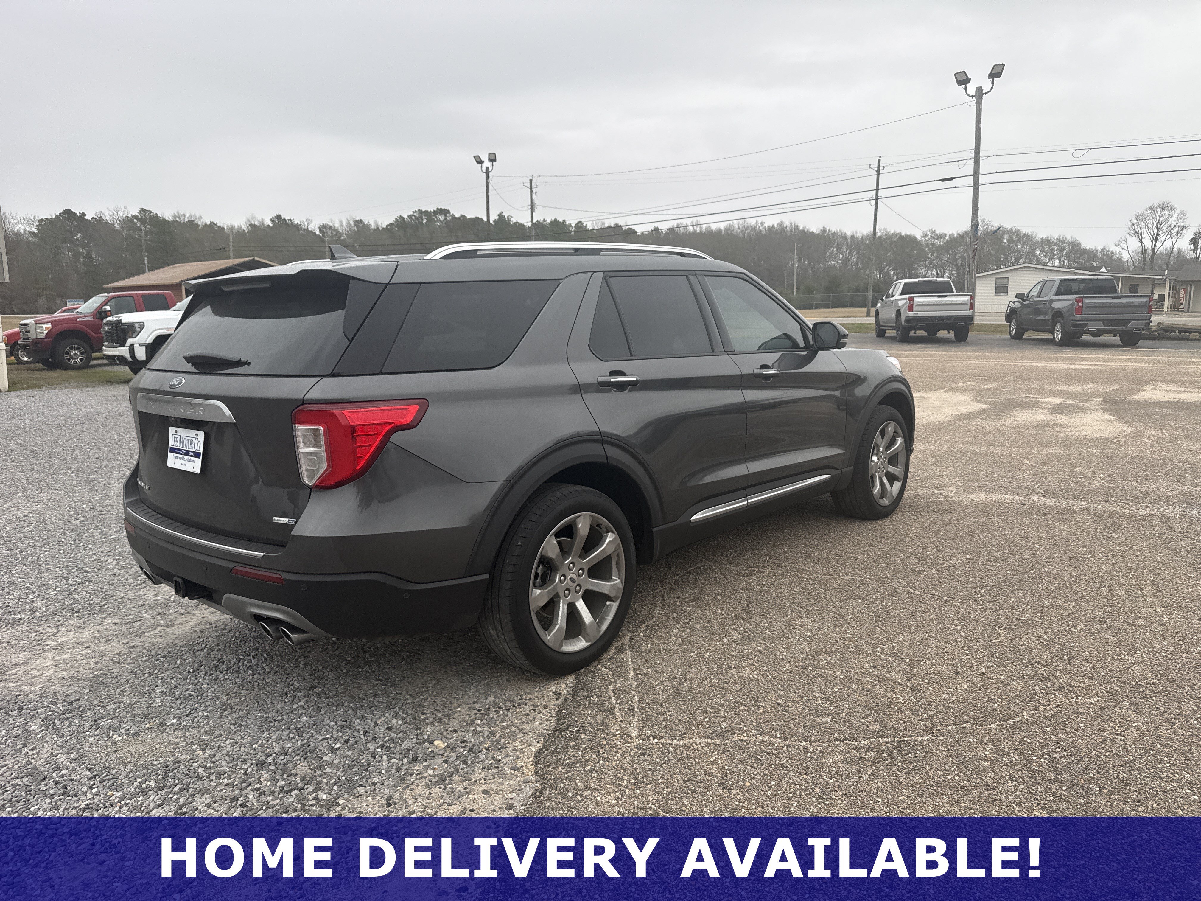 Used 2020 Ford Explorer Platinum w/ Premium Technology Package AWD/4WD image 4