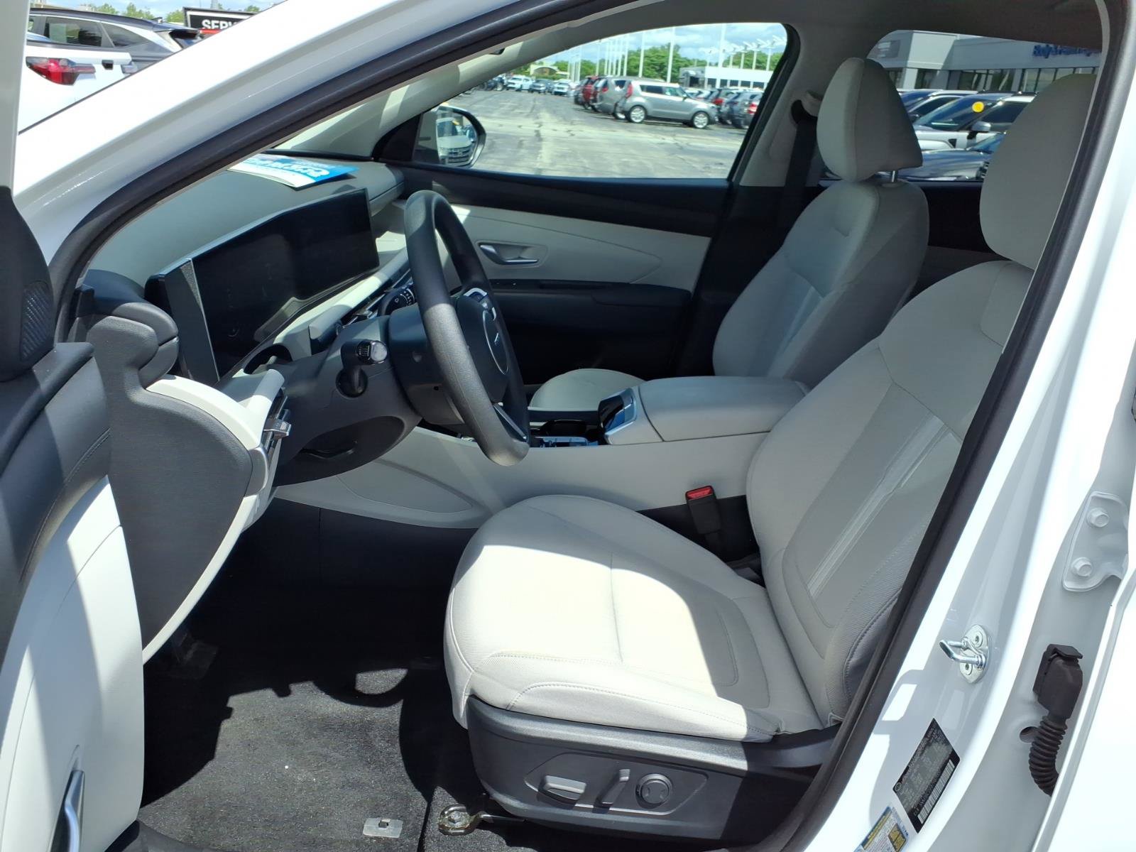 New 2026 Hyundai Tucson SEL AWD/4WD image 4