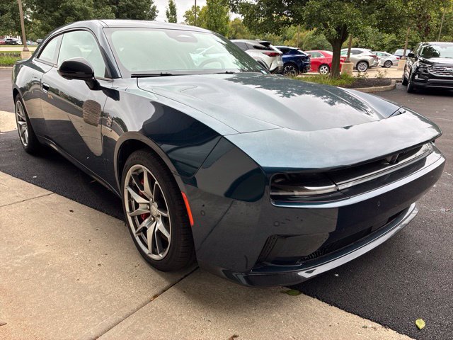 Used 2024 Dodge Charger Daytona Scat Pack w/ Plus Group AWD/4WD image 11